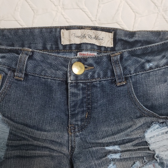 Freestyle Revolution Distressed Shorts Size 4 - Picture 4 of 4